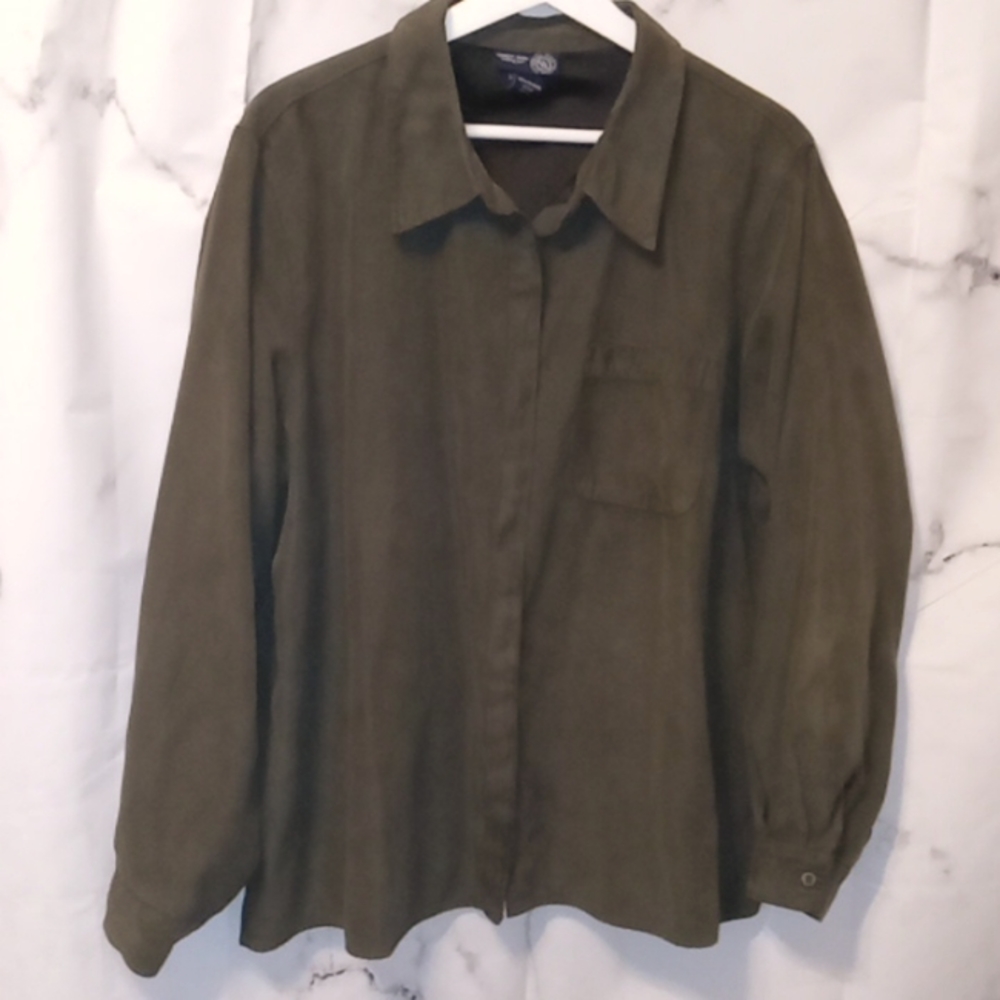 Venezia Jeans button down shirt 18/20 🩷🩷🩷🩷